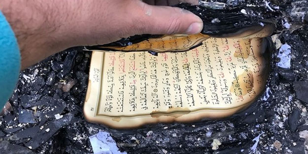 Denizli'de cami lojmanı küle döndü, Kur'an-ı Kerim yanmadı