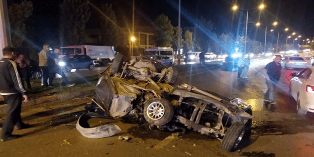 Denizli'de feci kaza! 3 kişi öldü