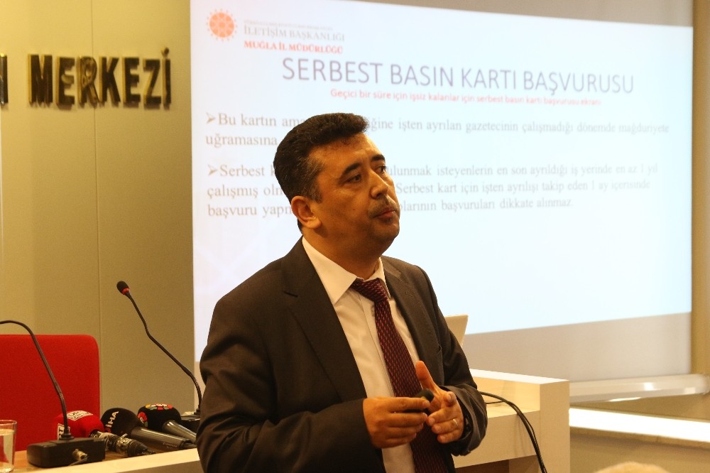 Denizli’de gazetecilere ‘basın kartı’ yönetmeliği ve alma şartları anlatıldı 