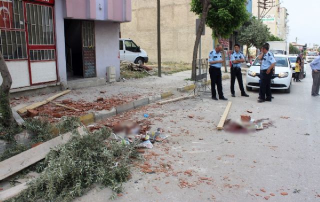 Denizli'de inşattan düşen 2 işçi hayatını kaybetti