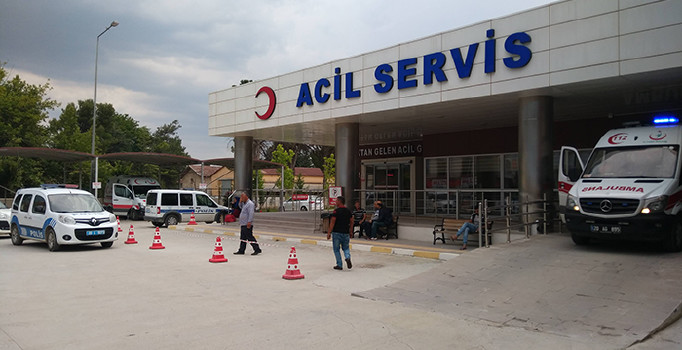 Denizli'de kız kaçırma kavgası: 2 kişi yaralı