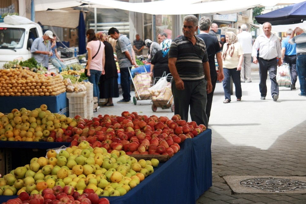 Denizli’de sebze ve meyve fiyatları düşüşe geçti 