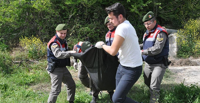 Denizli'de su kuyusunda, yakılmış ceset bulundu