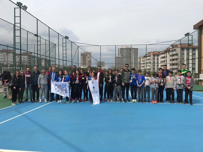 Denizli’de tenisin yıldızları belli oldu 