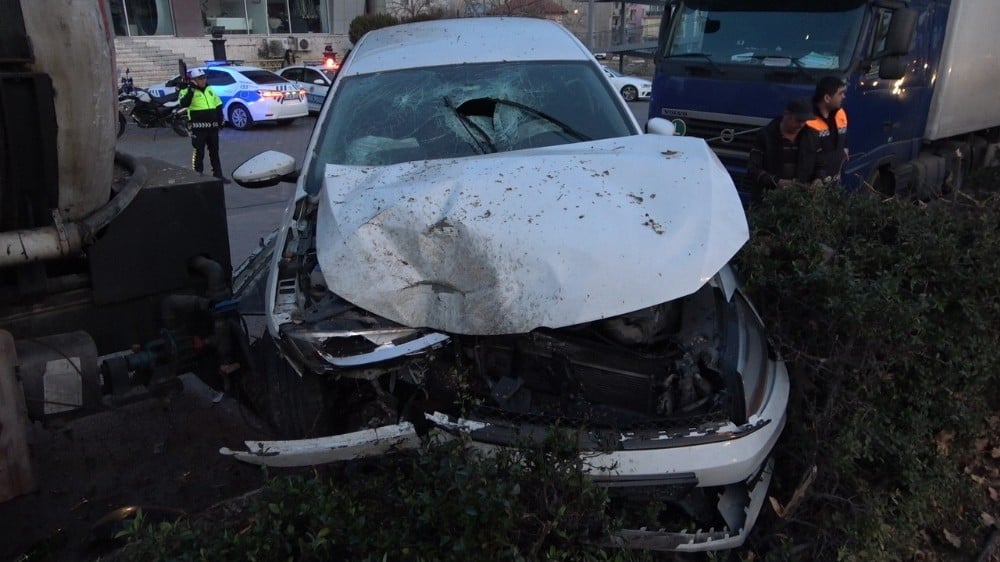 Denizli’de trafik kazası: 3 yaralı 