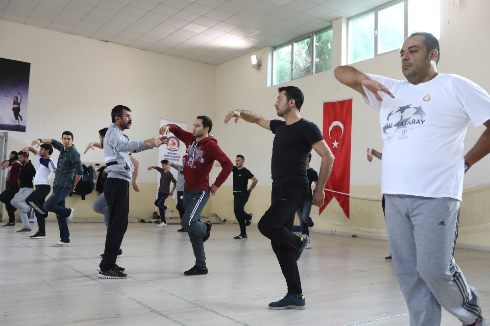 Denizli’de ücretsiz halk oyunları kurs kayıtları başladı 