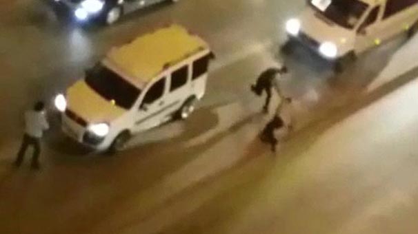 Denizli'de yol ortasında dehşet! Tekme tokat dövüp, araçla ayağını ezdiler