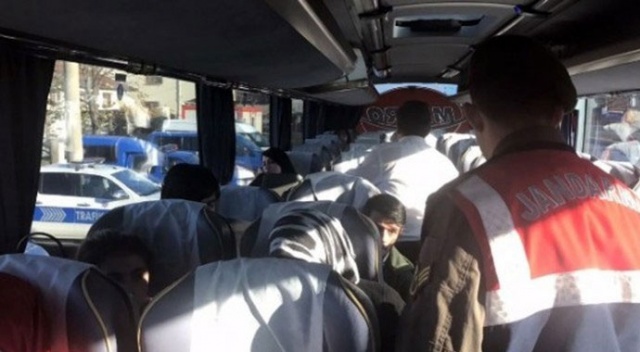 Denizli'de yolcunun çantasında uyuşturucu yakalandı