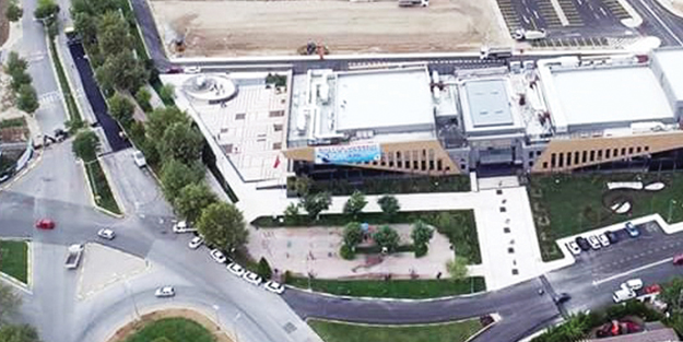 Denizli’nin ödüllü kültür merkezi açıldı