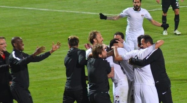 Denizlispor kendi sahasında yenildi