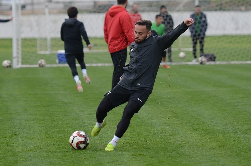 Denizlispor’da Ziya sezonu kapatabilir 
