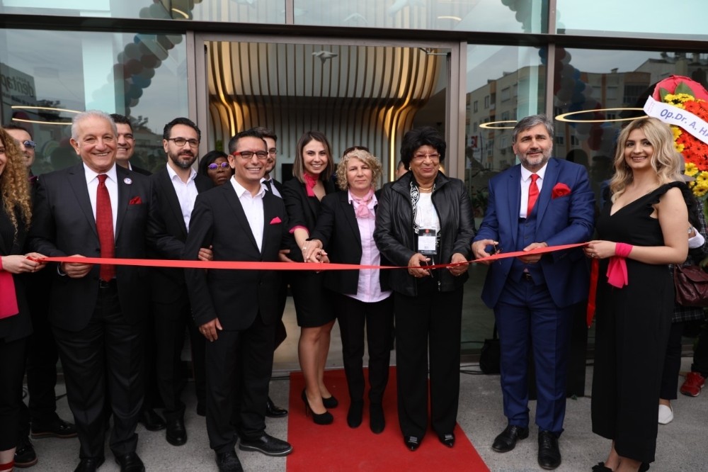 Dentapol Diş Kliniği büyümeye devam ediyor 