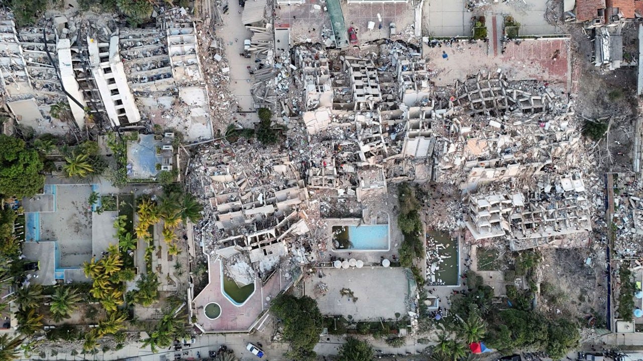 Deprem binayı saniyeler içinde yuttu! Venezuela’da korkunç yıkım saniye saniye kaydedildi