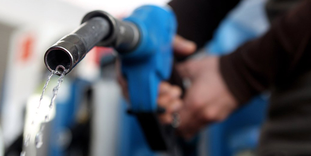 Deprem bölgelerinde benzin ve motorin fiyatlarında indirim! Bugünden itibaren başlıyor