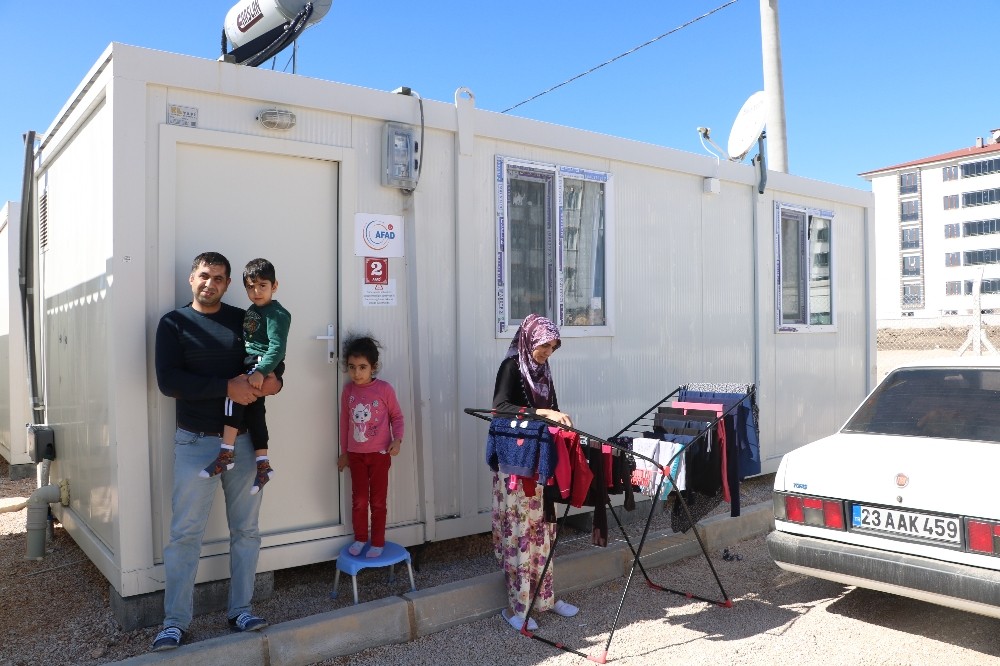 Deprem bölgesi Elazığ’da, konteyner evlerde yaşam 