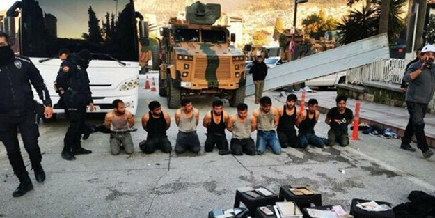 Deprem bölgesindeki yağmacı hainler şimdi yandı