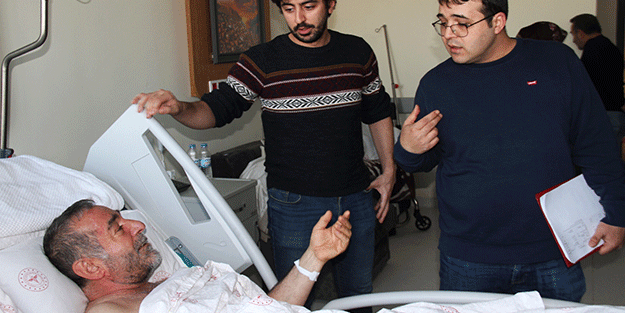 Deprem esnasında balkondan savrulan cep telefonu 4 kişiyi hayata bağladı!