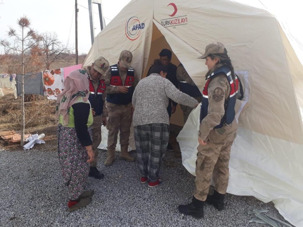 Deprem hasar tespit çalışmasına korona virüs engeli 