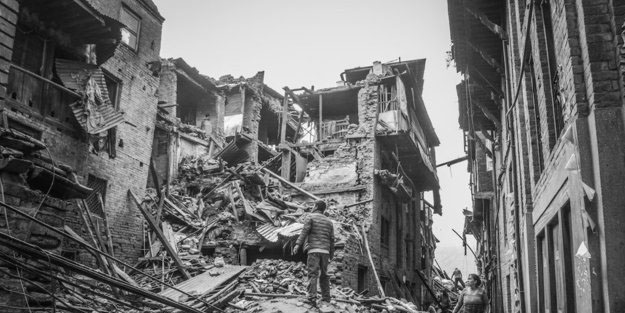 Deprem sırasında duyulan seslerin kaynağı nedir? Enkaz altından gelen o ses ne, patlama mı? Kahramanmaraş'taki 7.7'lik depremin sesi!