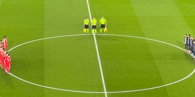 Deprem sonrası anlamlı gelişme! Şampiyonlar Ligi'nde saygı duruşu...