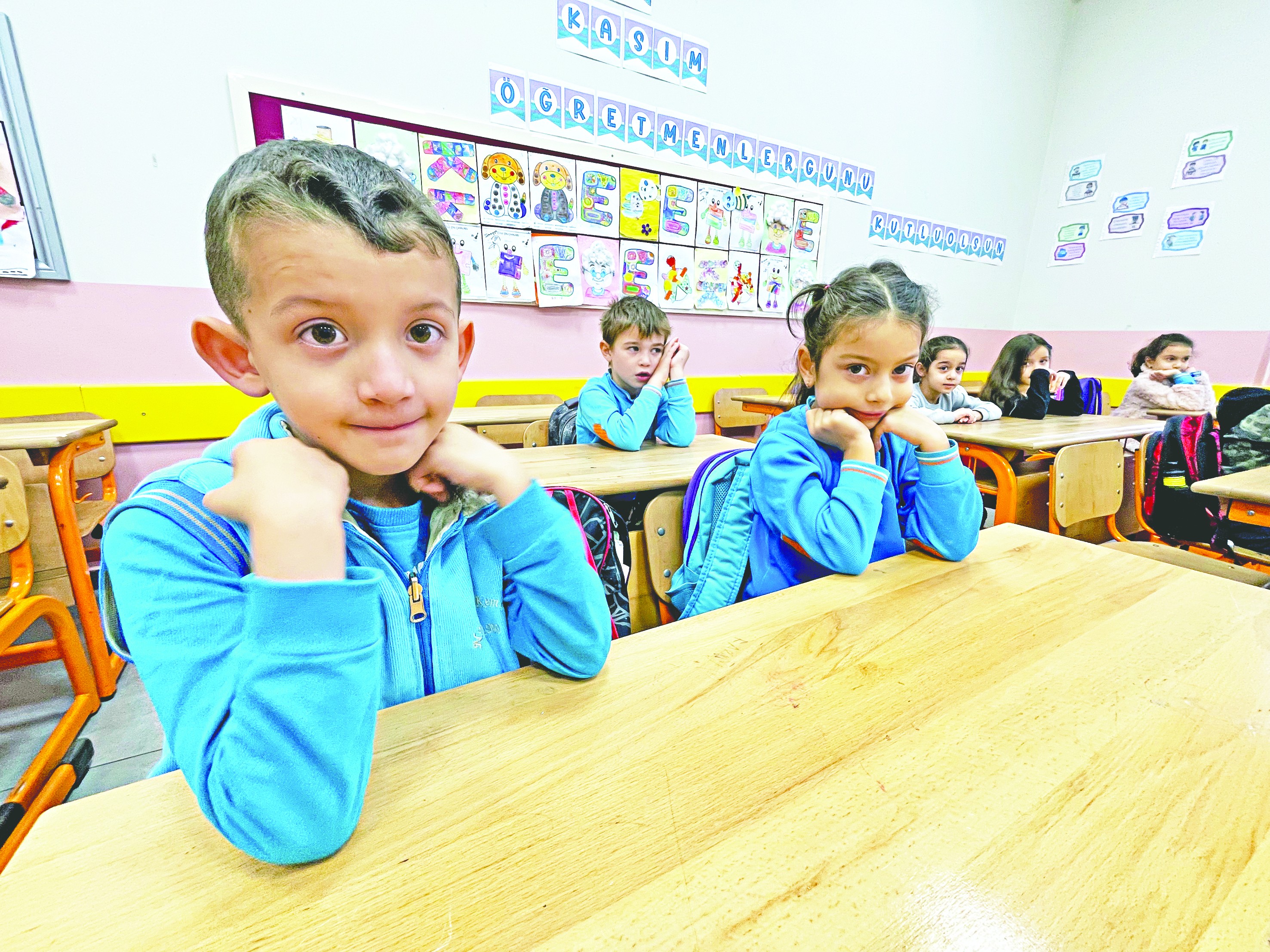 Deprem sonrası ilk ders! Düzce’de eğitim yeniden başladı