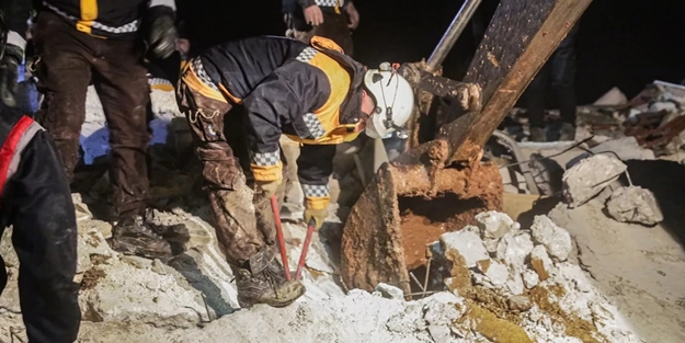 Deprem Suriye'yi de vurdu... En az 427 kişi hayatını kaybetti