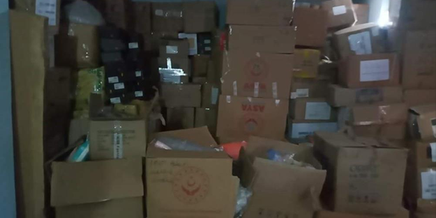 Deprem yardımlarını stoklayıp satıyordu, yakalandı