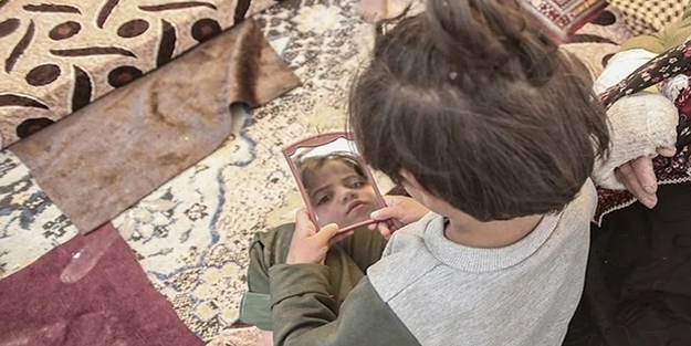 Depremde ailesini kaybetti, artık konuşamıyor!