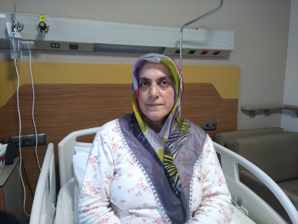 Depremde annesini ve amcasını kaybetti, kendisi 7,5 saat sonra kurtarıldı 