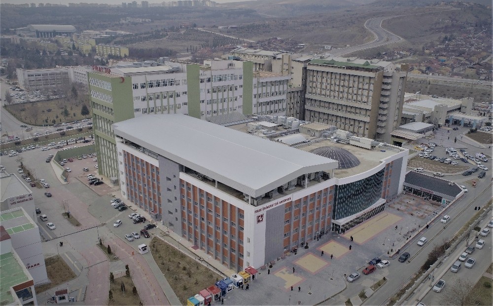 Depremde, Fırat Üniversitesi Hastanesi de önemli görev üstlendi 