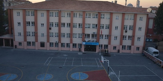 Depremde hasar gören okul için karar verildi!