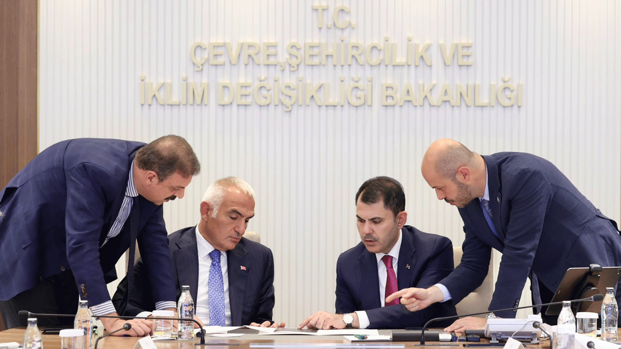 Depremde hasar gören tarihi yapılar için imza! Tarihi ve kültürel alanlar ihya edilecek