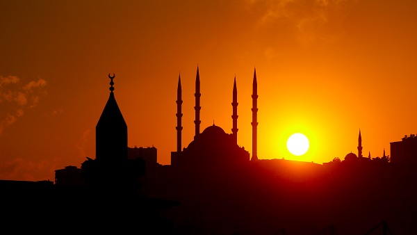 Depremde hasar görmüştü! İşte Abdülhamit Han Camisi'ndeki son durum