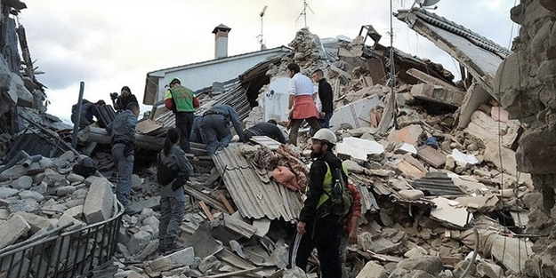 Depremde ölenlerin sayısı 93'e çıktı!