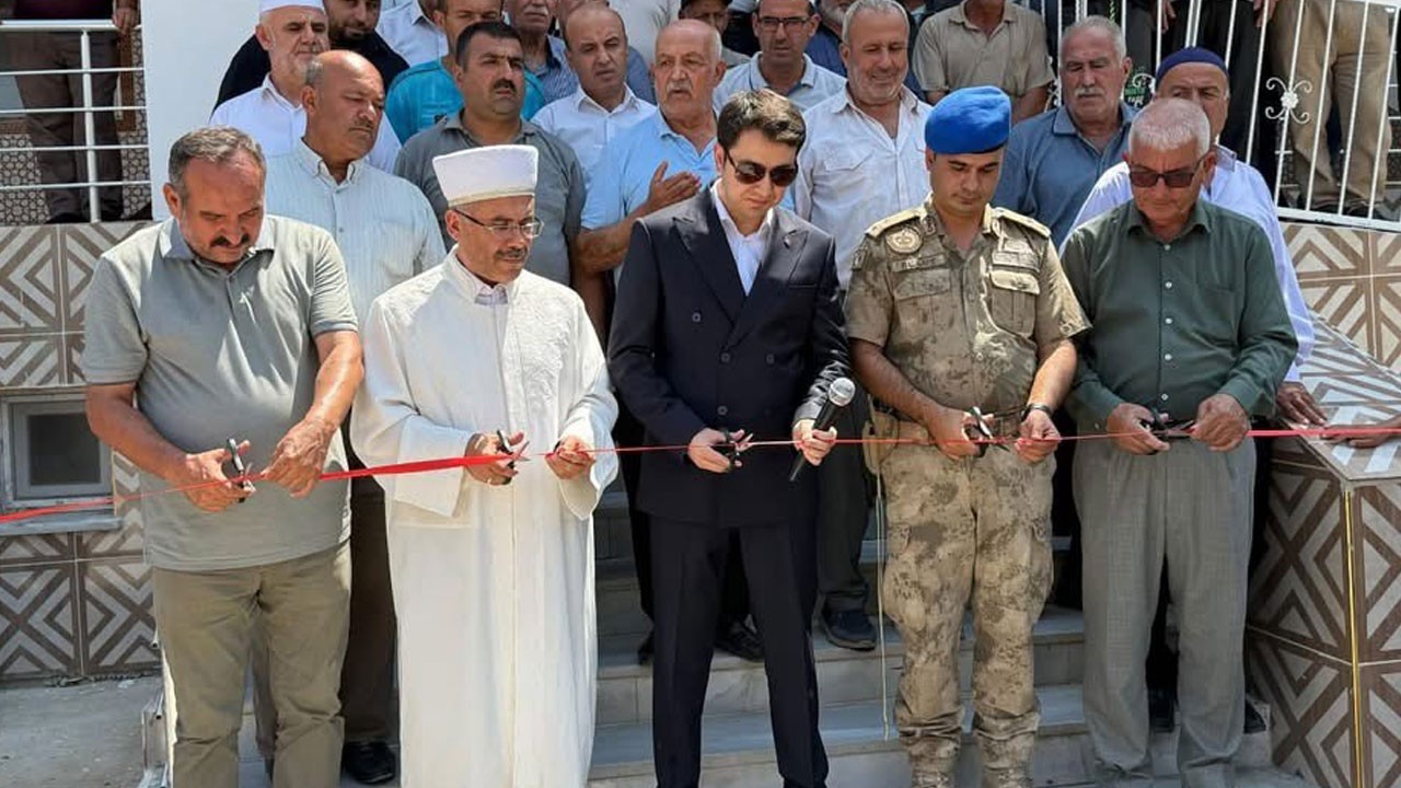 Depremde yıkılan Yavuz Sultan Selim Camii yeniden ibadete açıldı