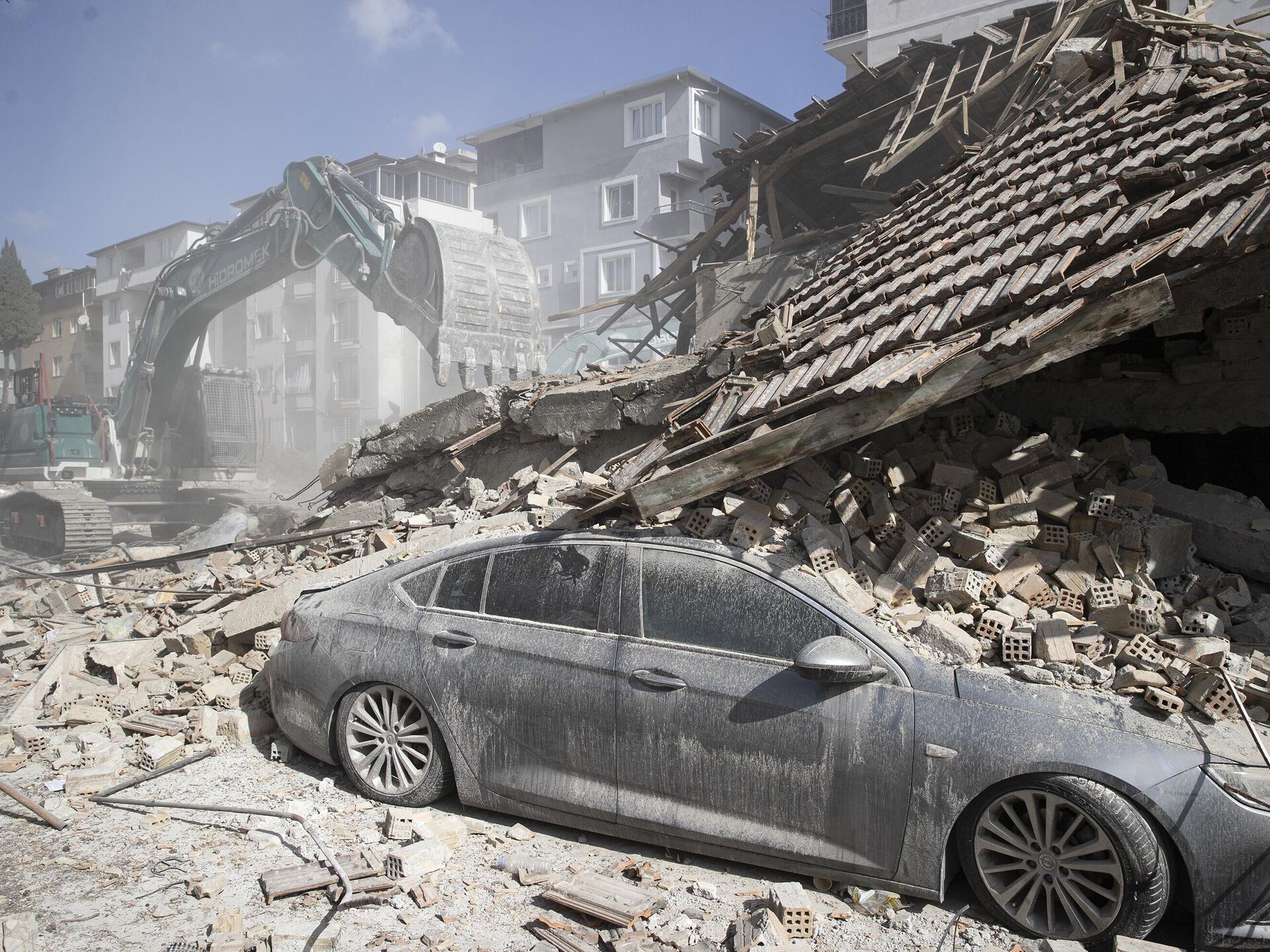 Depremden etkilenen esnaf ve KOBİ’lere anlamlı destek!