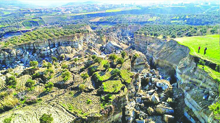 Depreme dış müdahale olsa uzmanlar anlardı