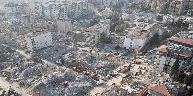 Depremin 122. gününde kadın cesedi bulundu