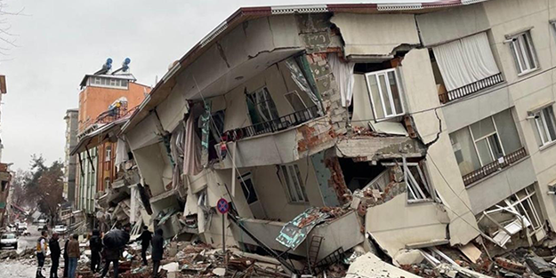 Depremin 20. günü sağ olarak kurtarıldı! Herkes şaşkına döndü