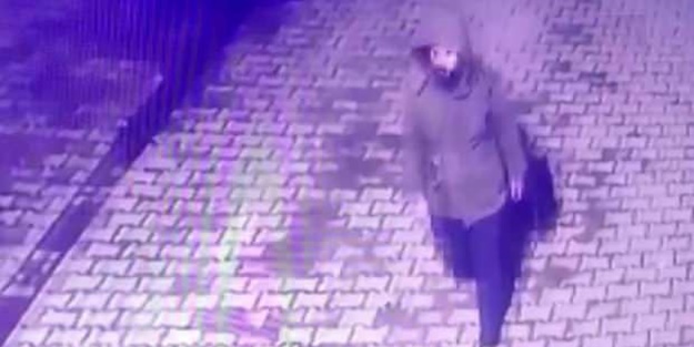 Depremin en çirkin görüntüsü! Herkes canının derdindeyken o bakın ne yaptı