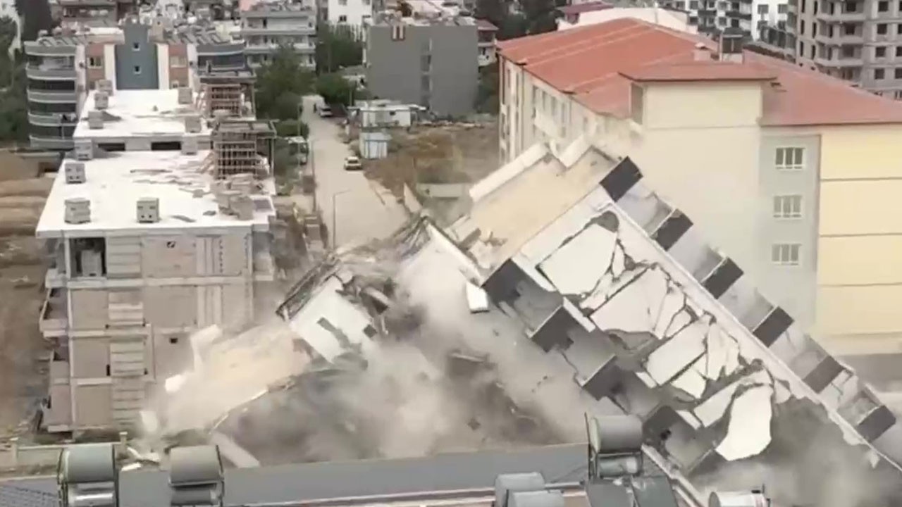 Depremin izleri: Hatay’da 7 katlı bina kağıt gibi çöktü!