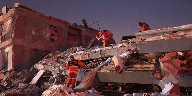 Depremin yıkımı havadan görüntülendi!