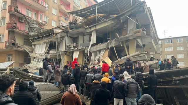 Depremle ilgili flaş gelişme! O isim böyle duyurdu