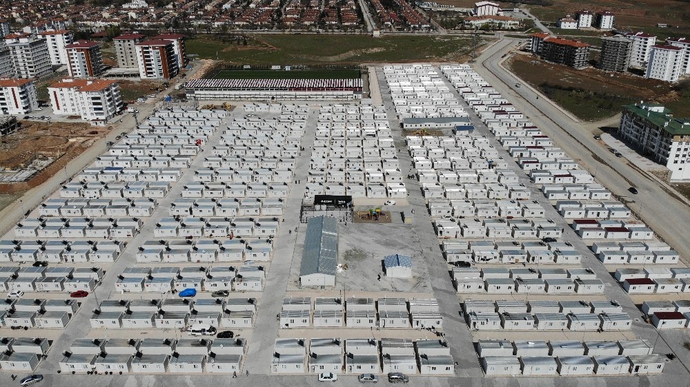 Depremzede bin 640 aile konteyner kentlere yerleşti, nakdi yardım 93 milyonu geçti 
