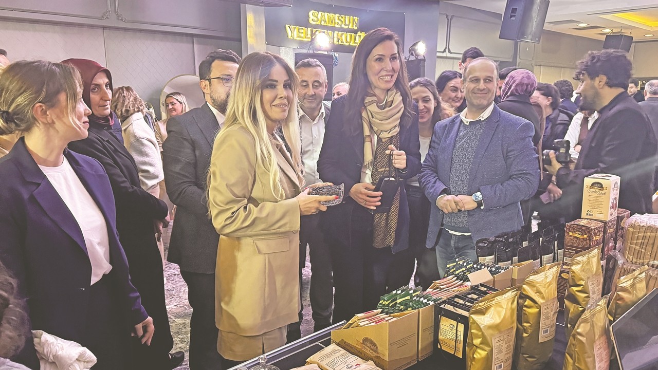 Depremzede çocuklara yardım