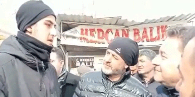 Depremzede genç Babacan'ı yerin dibine soktu