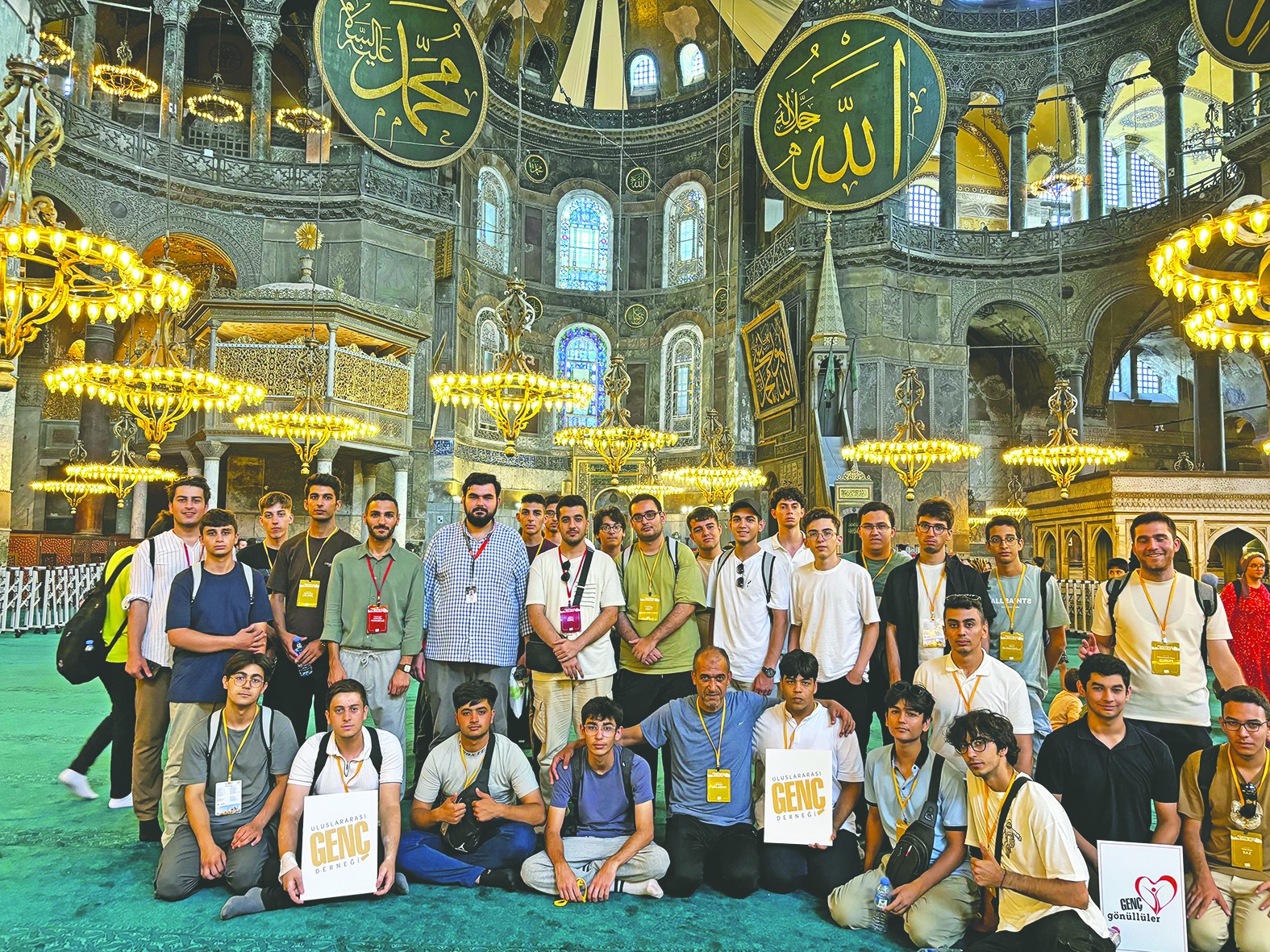  Depremzede öğrenciler İstanbul’u keşfetti