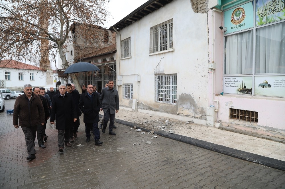 Depremzedeler için kalıcı konutlar 1 yılda yapılacak 