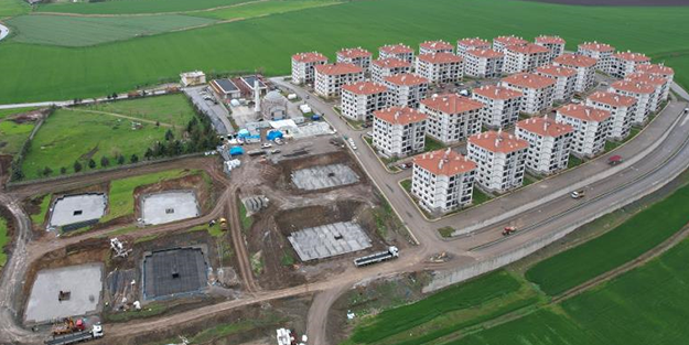 Depremzedeler için yapılıyor, temeller atıldı çalışmalar hızlandı