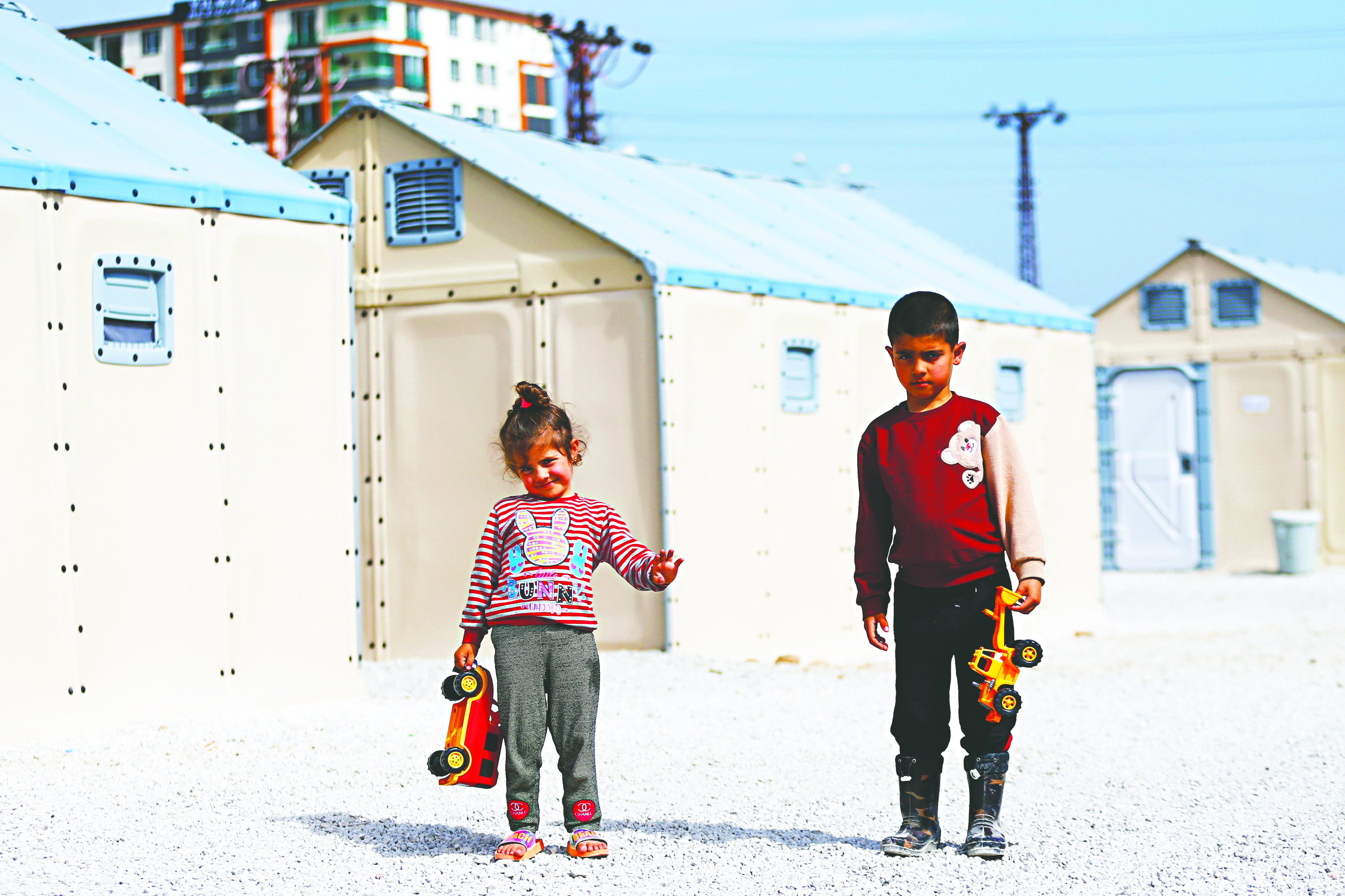 “Depremzedelere onları unutmadığımızı göstermeliyiz”